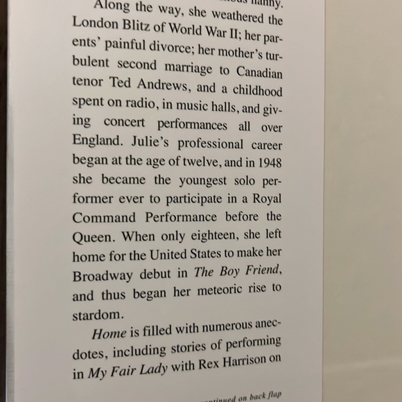 Julie Andrews Autobiography Home and Home Work - Picture 10 of 11